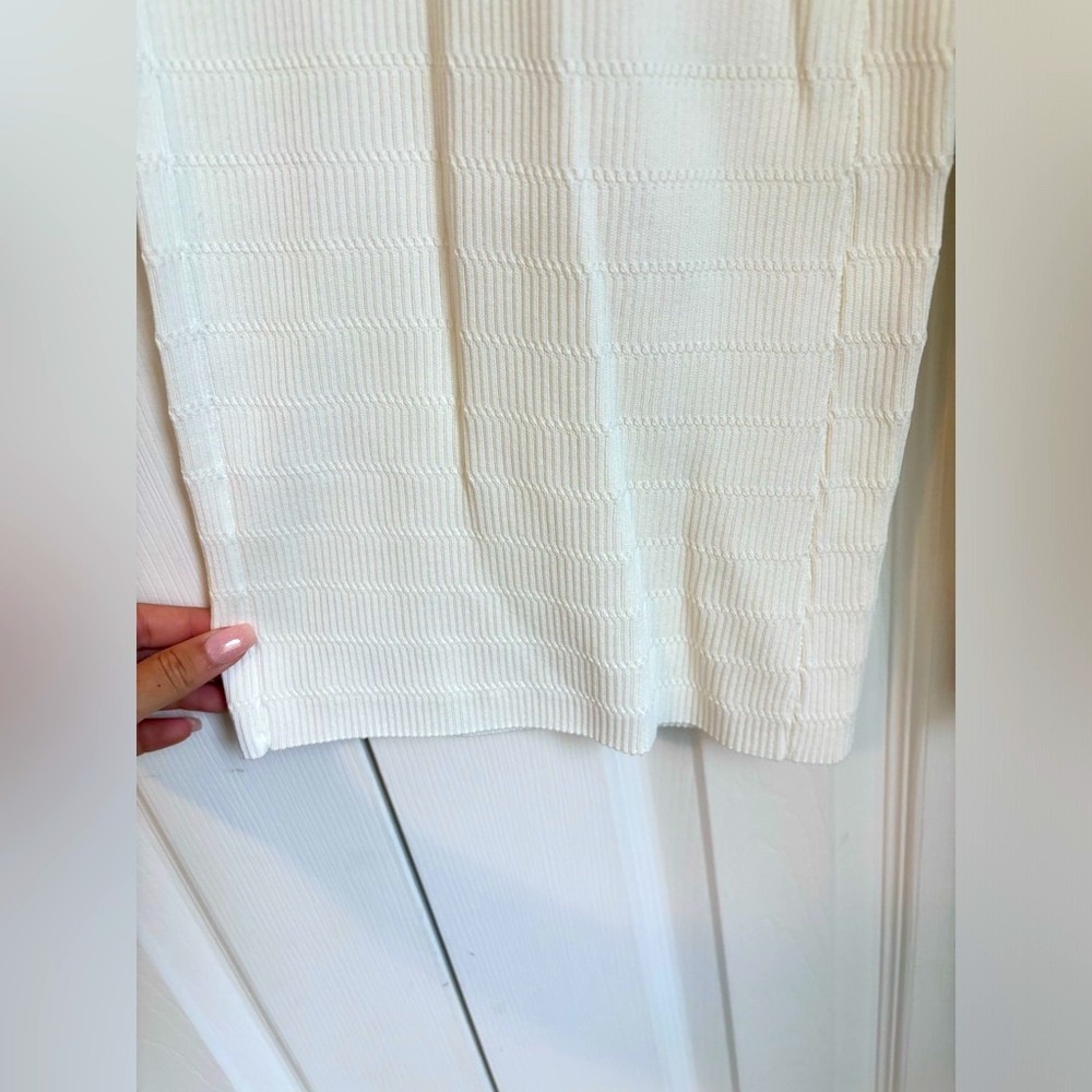 NWT House of Harlow 2 Piece Scalloped Set - Picture 9 of 11